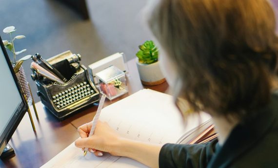 inera-isovic-Pn4wIJmbKFs-unsplash