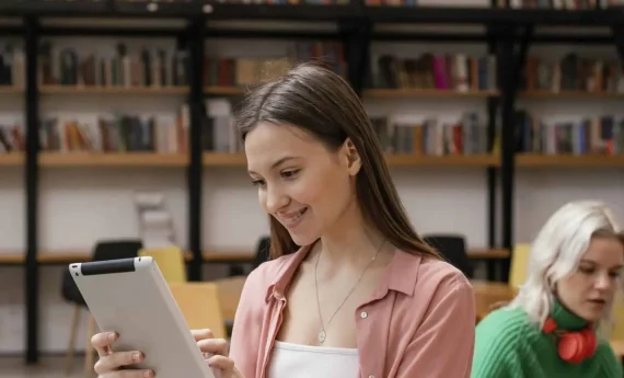 team-meeting-startups team-meeting-startups